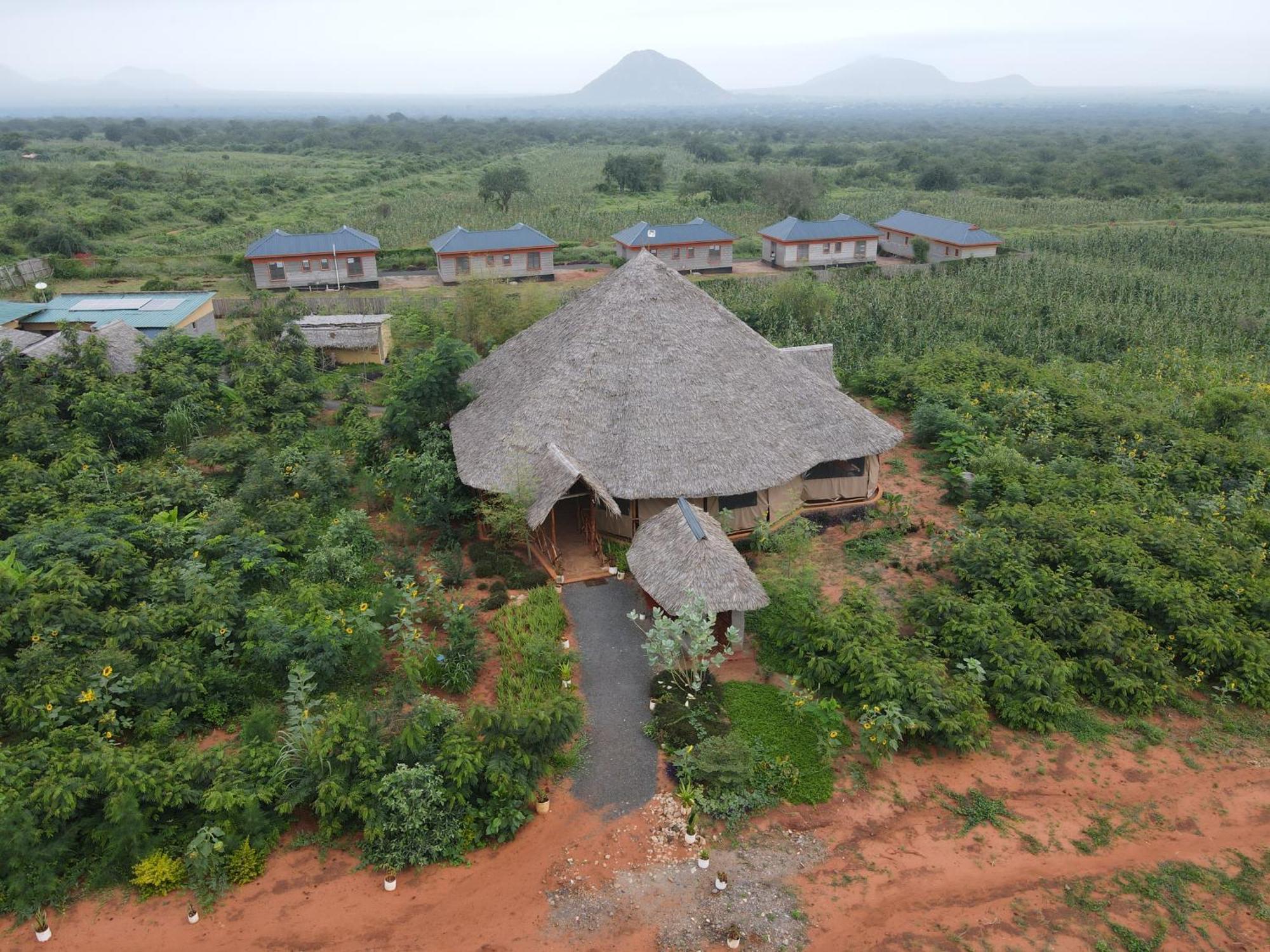 Tausa Tsavo Eco Lodge Voi Εξωτερικό φωτογραφία