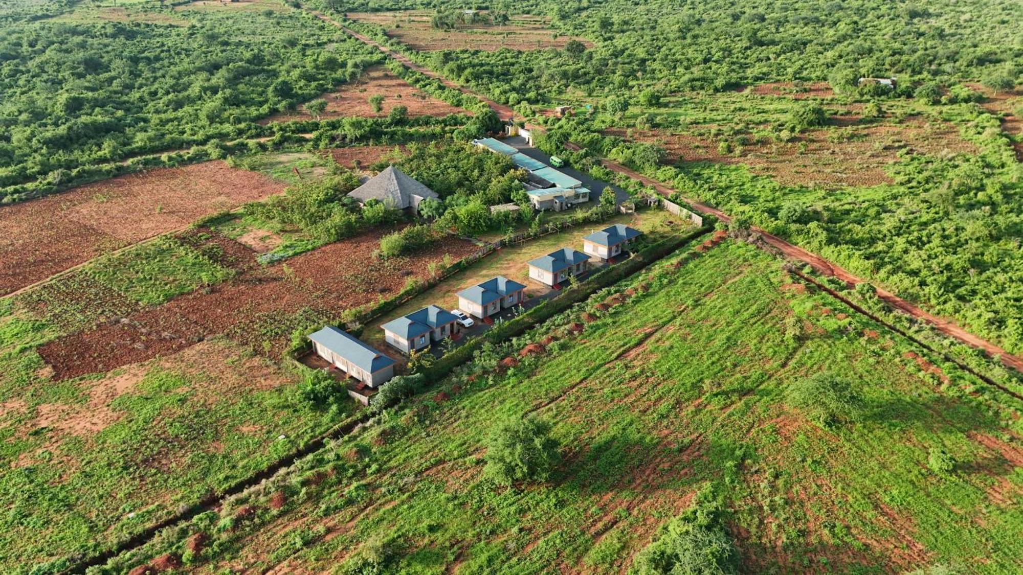 Tausa Tsavo Eco Lodge Voi Εξωτερικό φωτογραφία